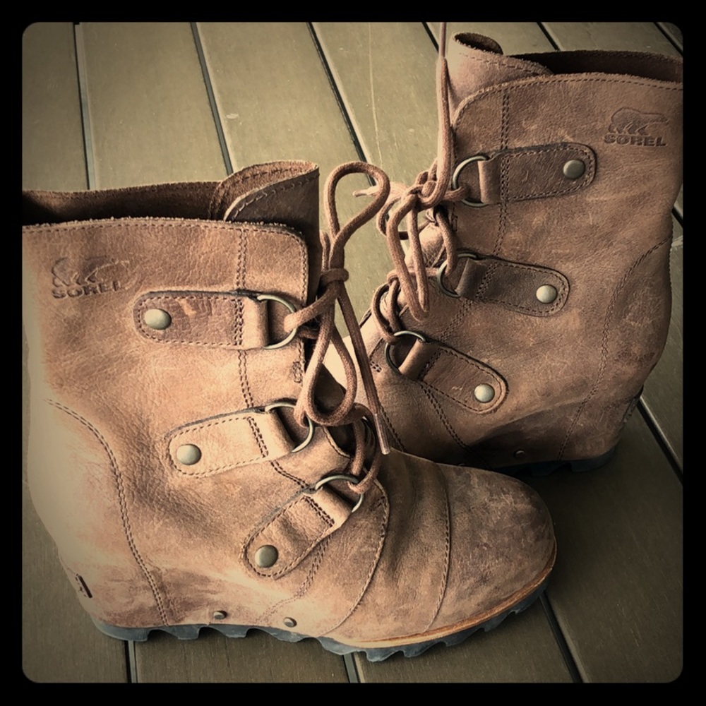 Women’s Sorel Joan of Arctic Mid Wedge